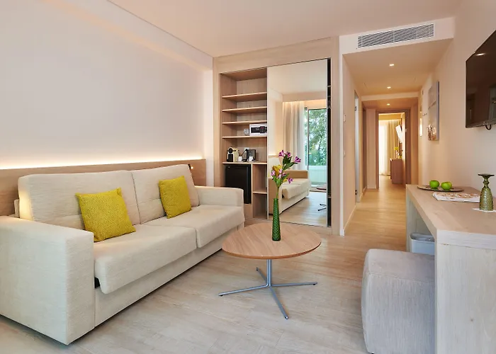 Sabina Кала-Мільор