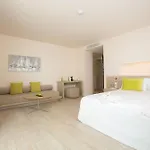 Sabina מלון 4*