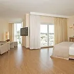 Sabina 4* קאלה מילור