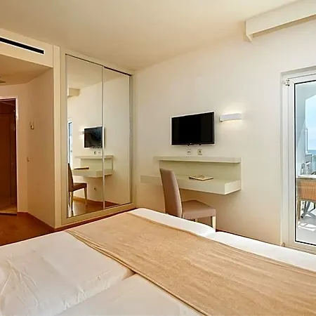 Hotel Sabina 4*