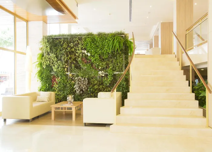 萨拜娜酒店 卡拉米洛